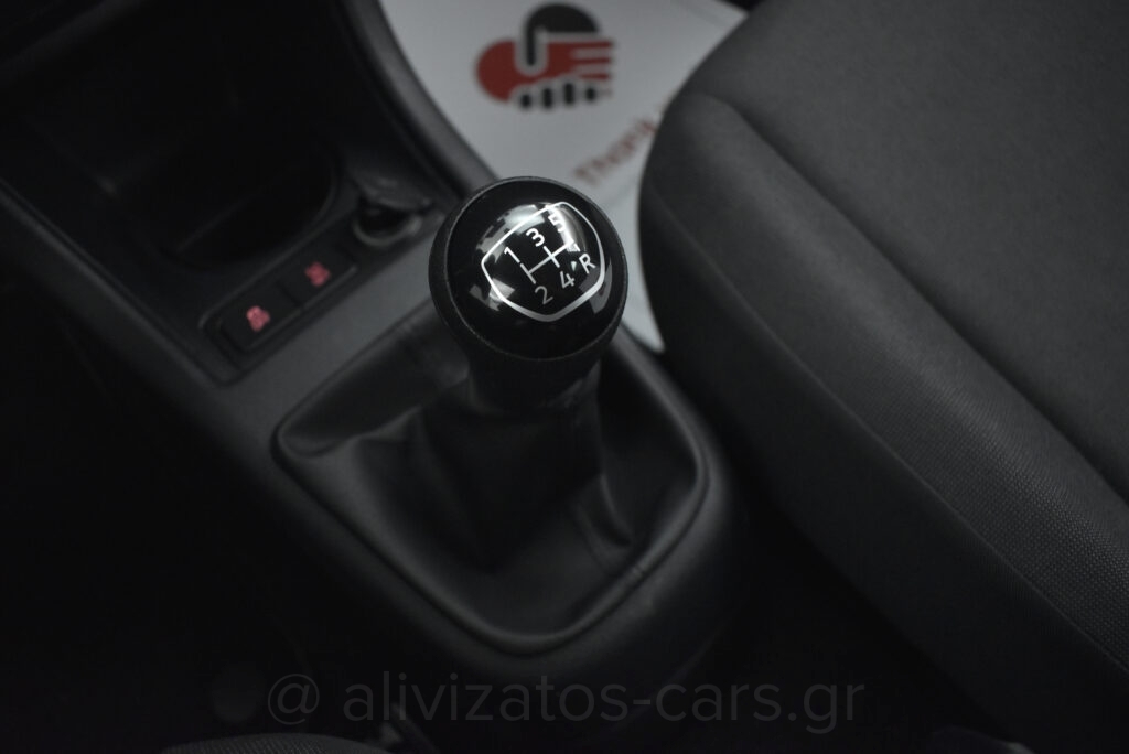 Vw Up - 1.0 BMT MOVE UP AUTOMATIC