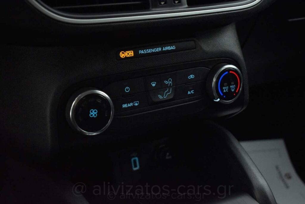 Ford Focus - 1.5 EcoBlue 120 Automatic Business Navi Auto parking