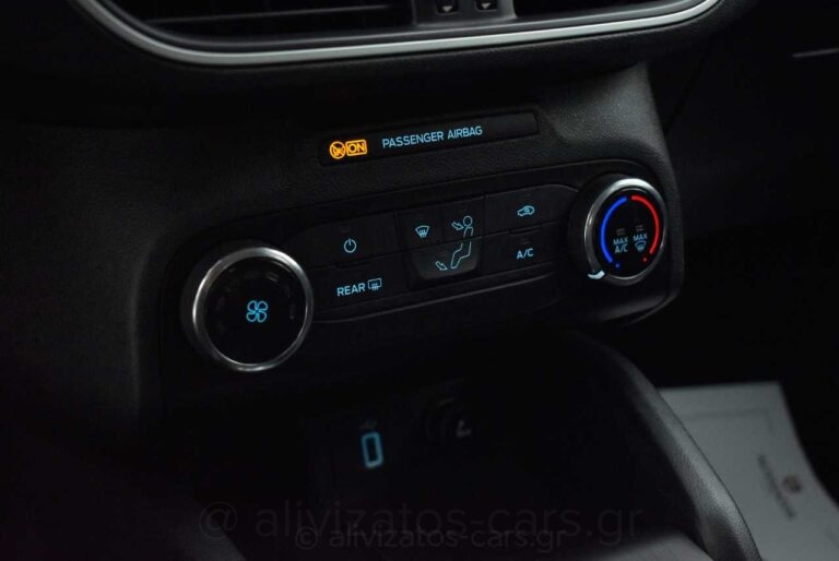 Ford Focus - 1.5 EcoBlue 120 Automatic Business Navi Auto parking