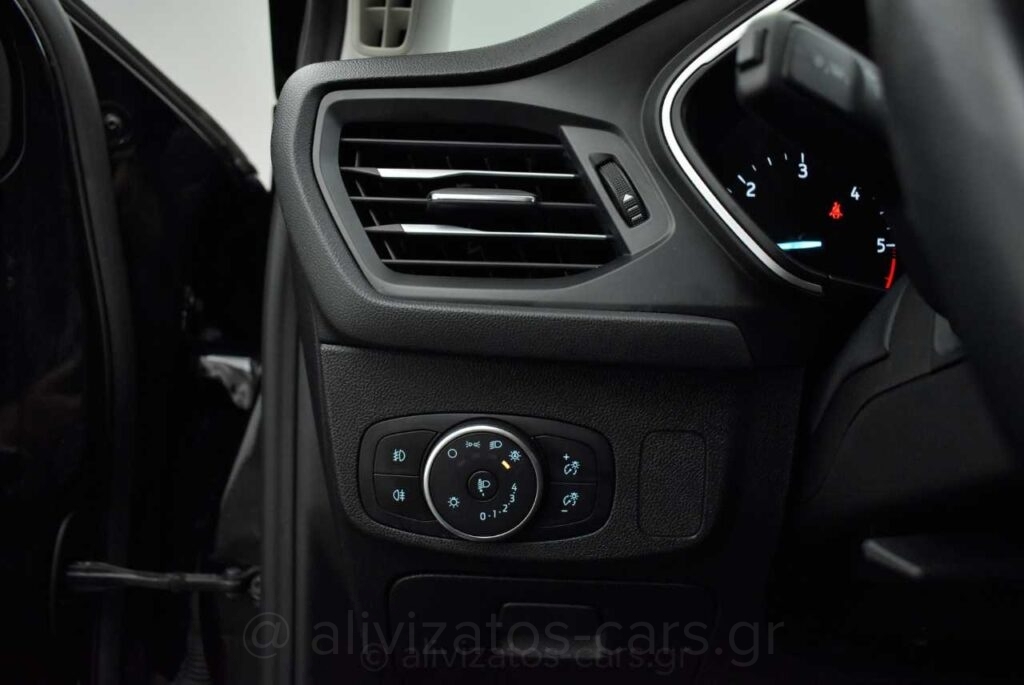 Ford Focus - 1.5 EcoBlue 120 Automatic Business Navi Auto parking