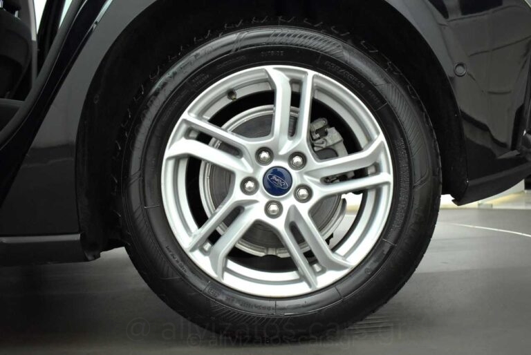 Ford Focus - 1.5 EcoBlue 120 Automatic Business Navi Auto parking