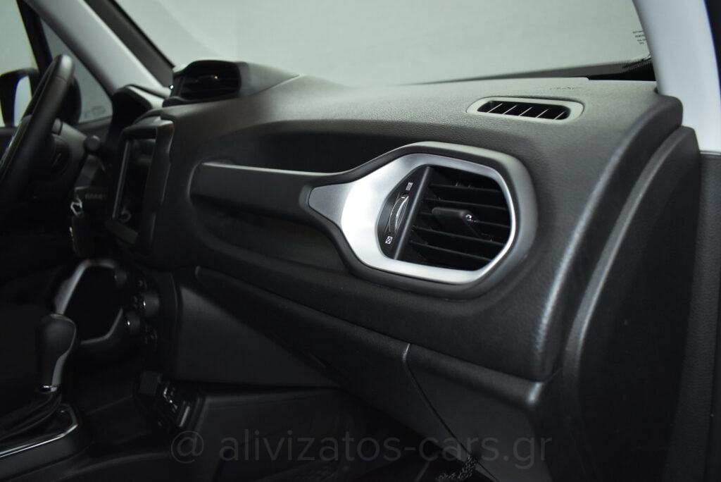 Jeep Renegade -  1.3 T 150hp Automatic Longitude Facelift