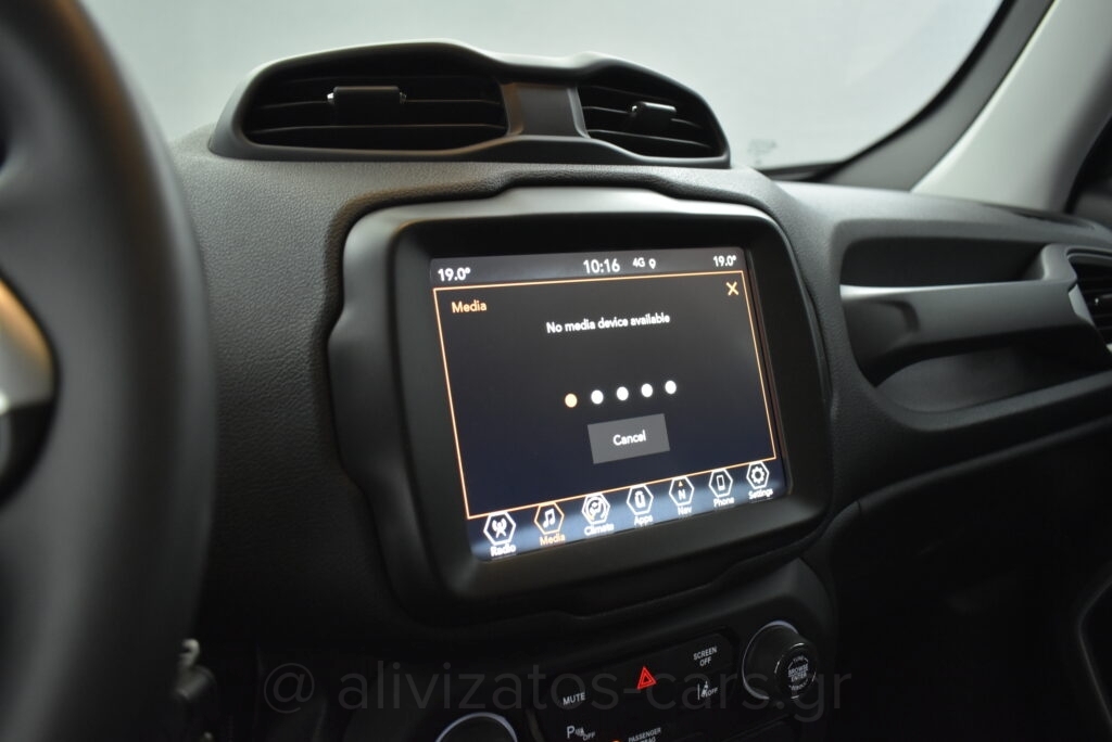 Jeep Renegade -  1.3 T 150hp Automatic Longitude Facelift