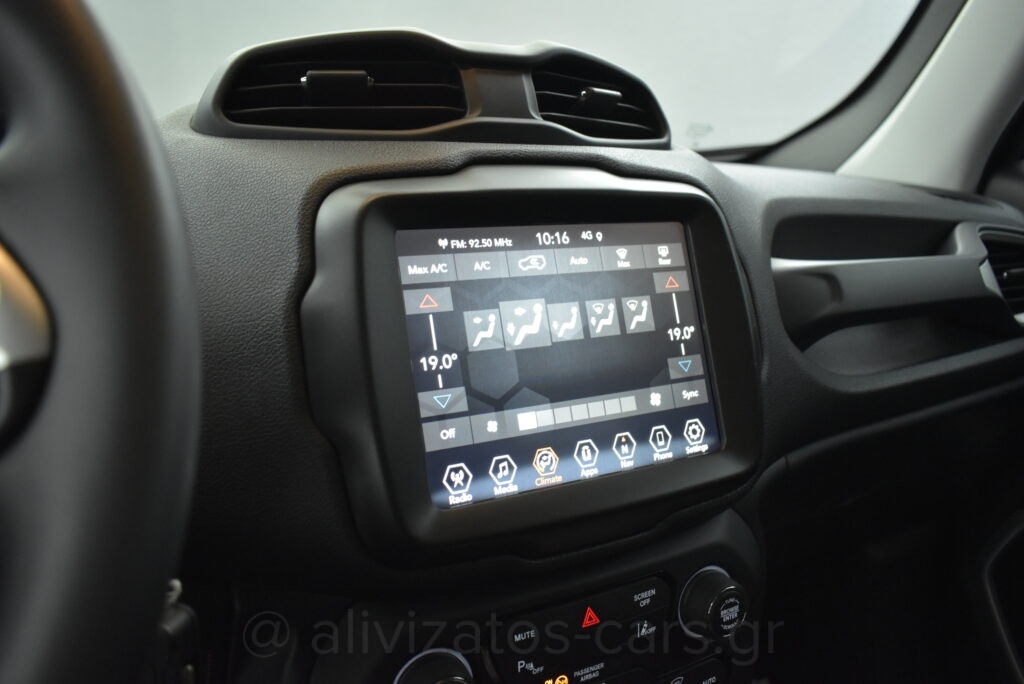 Jeep Renegade -  1.3 T 150hp Automatic Longitude Facelift