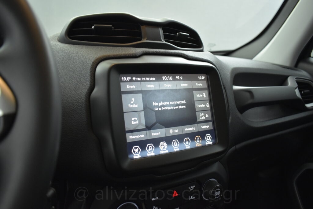 Jeep Renegade -  1.3 T 150hp Automatic Longitude Facelift