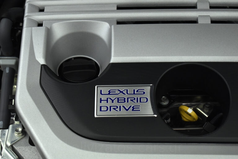 Lexus UX 250h - AWD Dynamic Hybrid e-CVT EMVN 2.0