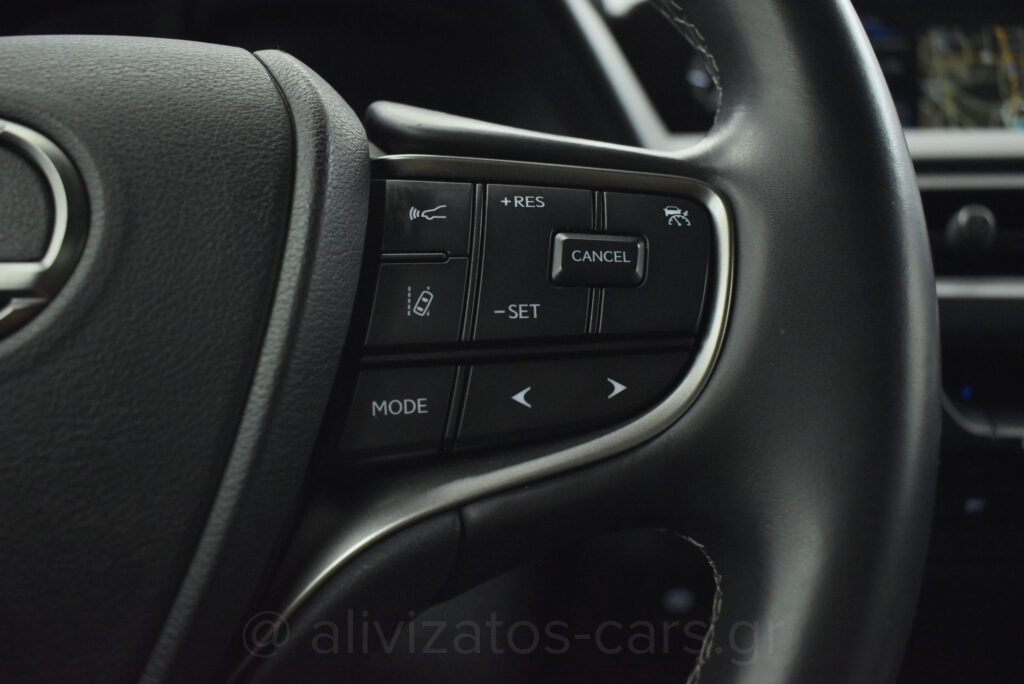 Lexus UX 250h - AWD Dynamic Hybrid e-CVT EMVN 2.0