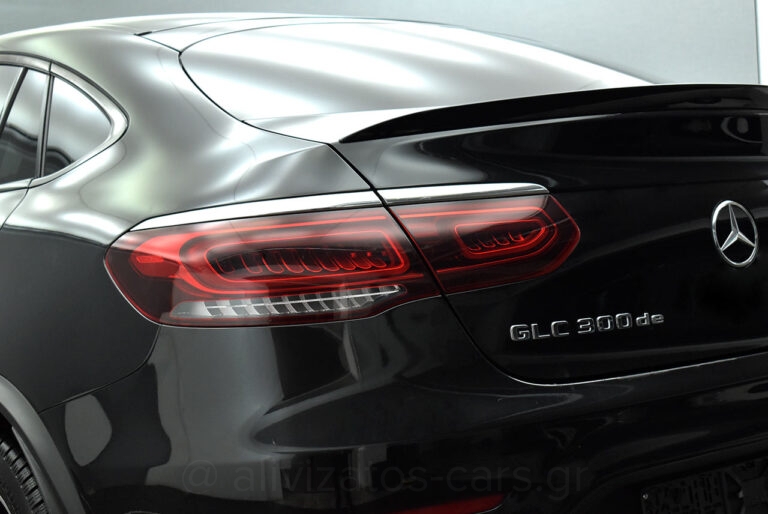 Mercedes-Benz GLC 300 - de Coupe Premium AMG 4Matic 9G-Tronic