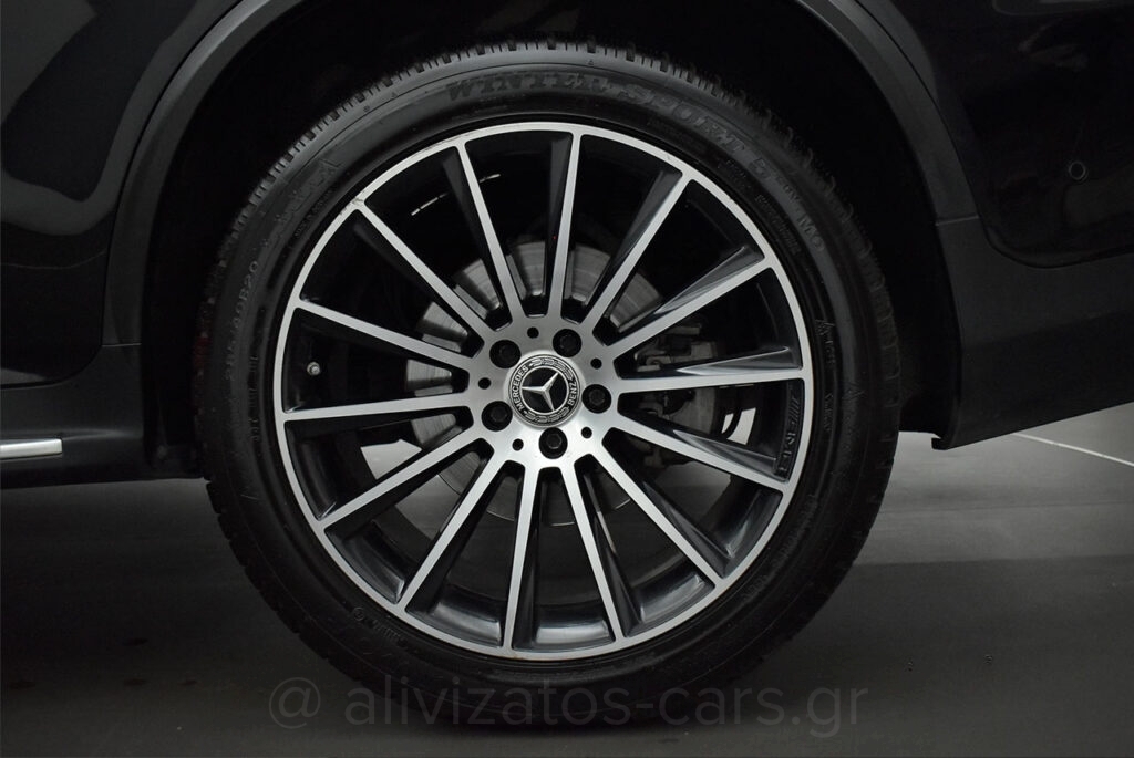 Mercedes-Benz GLC 300 - de Coupe Premium AMG 4Matic 9G-Tronic