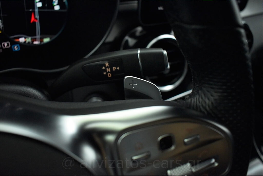 Mercedes-Benz GLC 300 - de Coupe Premium AMG 4Matic 9G-Tronic