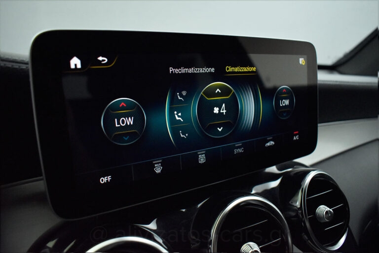 Mercedes-Benz GLC 300 - de Coupe Premium AMG 4Matic 9G-Tronic