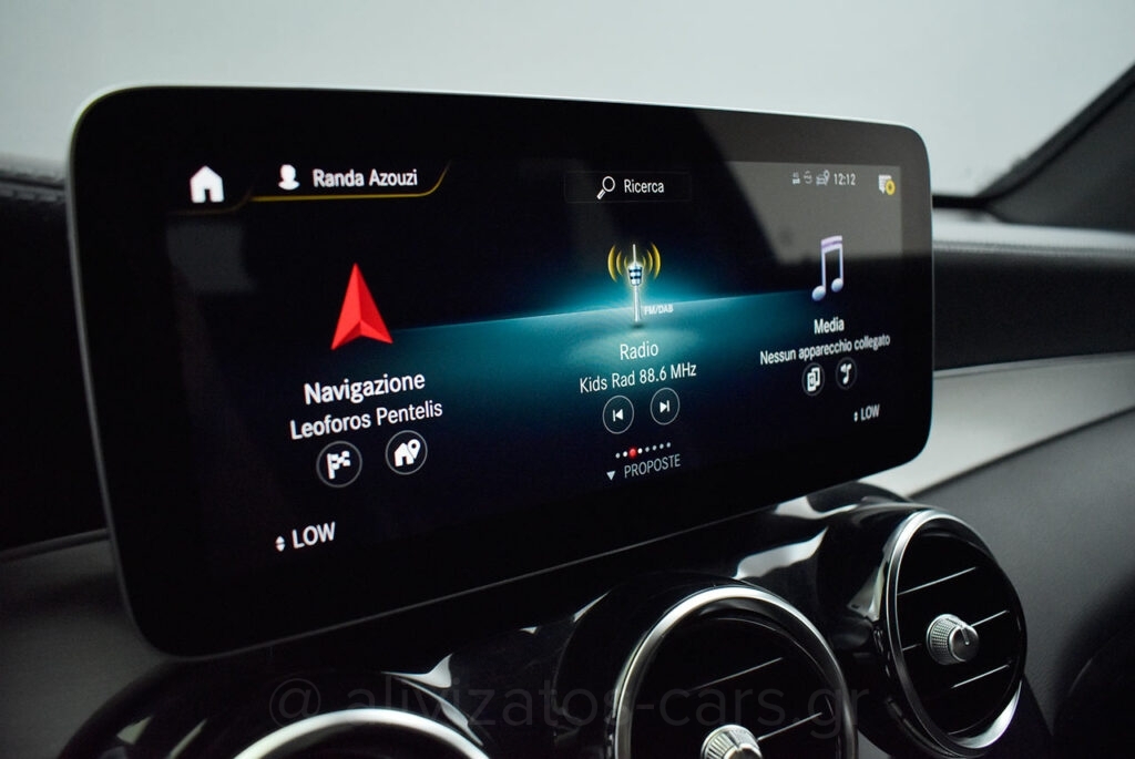 Mercedes-Benz GLC 300 - de Coupe Premium AMG 4Matic 9G-Tronic