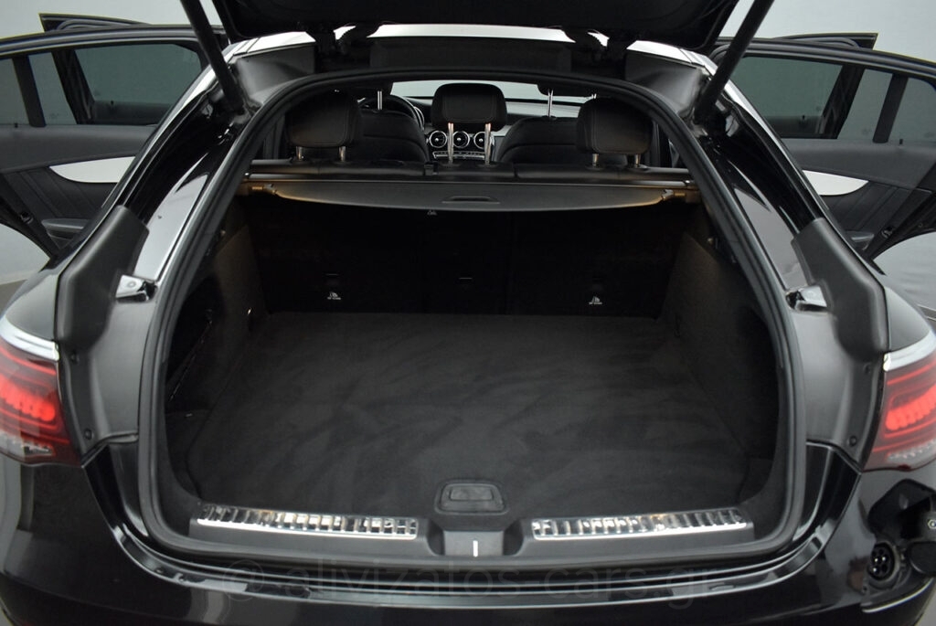 Mercedes-Benz GLC 300 - de Coupe Premium AMG 4Matic 9G-Tronic