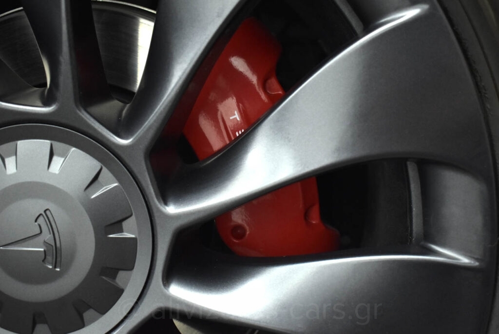 Tesla MODEL Y - Performance 4WD 530HP Dual Motor Panorama