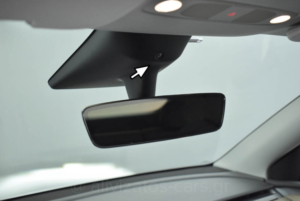 Tesla MODEL Y - Performance 4WD 530HP Dual Motor Panorama