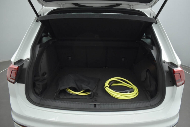 Volkswagen Tiguan - 1.4 TSi eHYBRID R-LINE DSG 245hp
