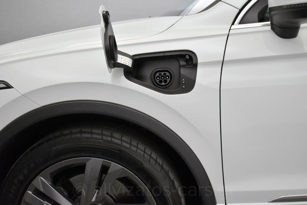 Volkswagen Tiguan - 1.4 TSi eHYBRID R-LINE DSG 245hp