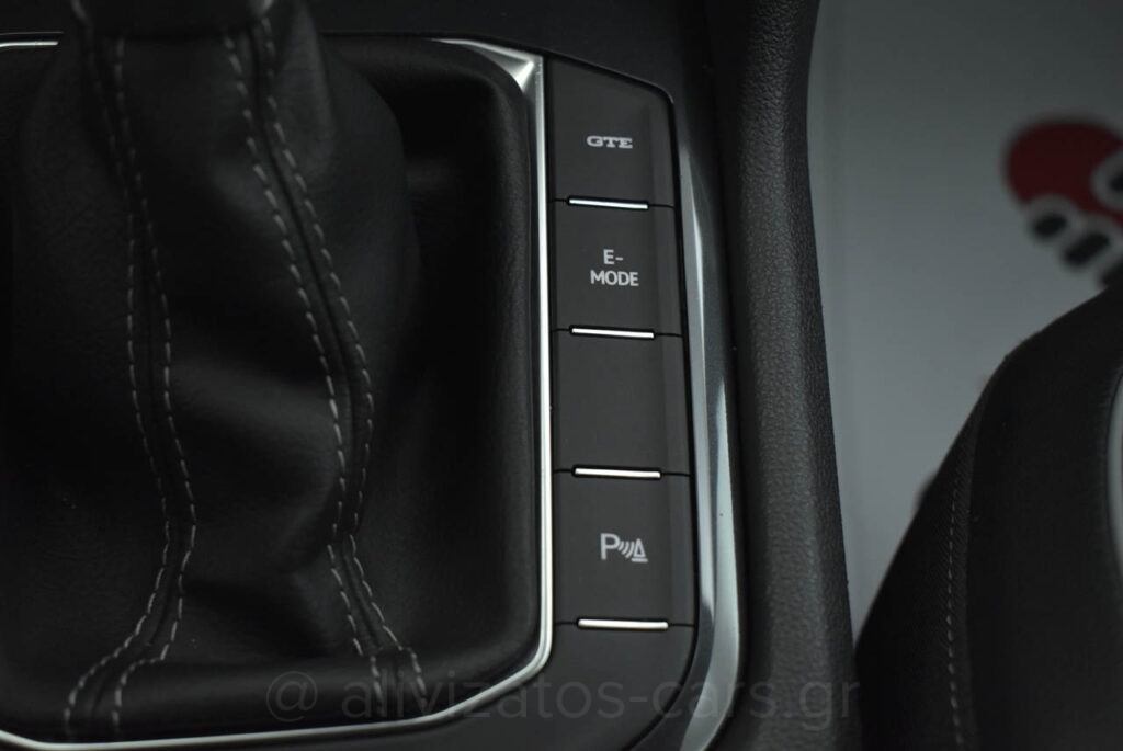 Volkswagen Tiguan - 1.4 TSi eHYBRID R-LINE DSG 245hp