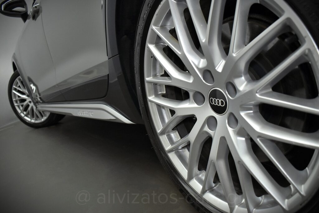 Audi A4 Allroad - 45 TFSI HYBRID QUATRO SPORT S TRONIC PANORAMA