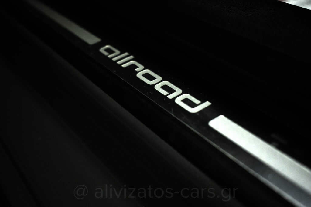 Audi A4 Allroad - 45 TFSI HYBRID QUATRO SPORT S TRONIC PANORAMA