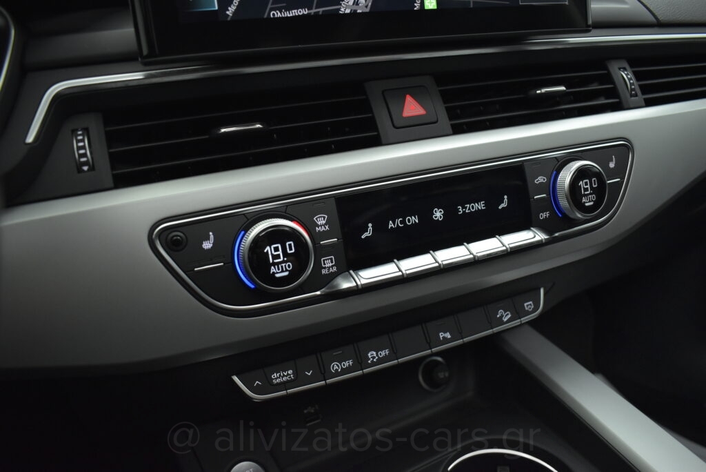 Audi A4 Allroad - 45 TFSI HYBRID QUATRO SPORT S TRONIC PANORAMA