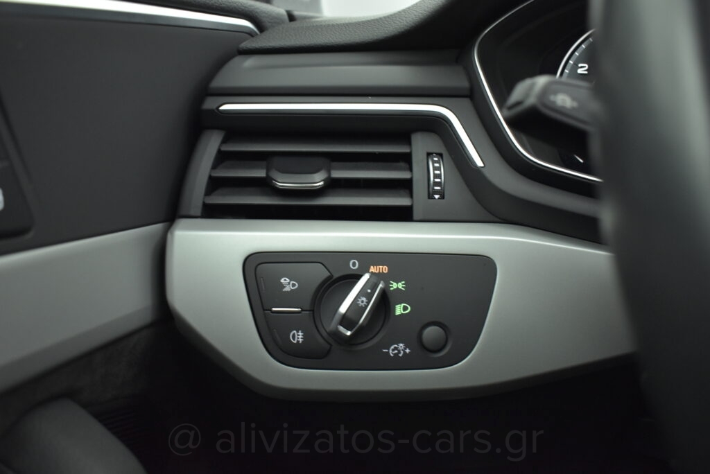 Audi A4 Allroad - 45 TFSI HYBRID QUATRO SPORT S TRONIC PANORAMA