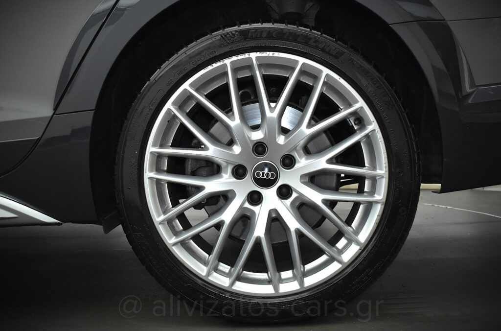 Audi A4 Allroad - 45 TFSI HYBRID QUATRO SPORT S TRONIC PANORAMA