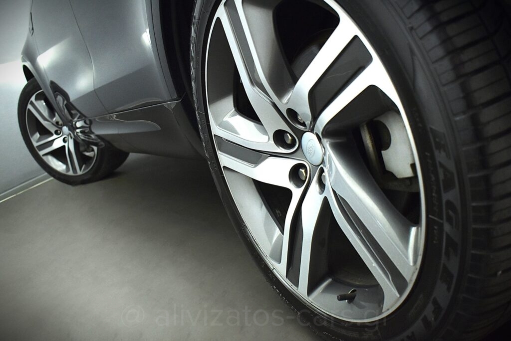 Land Rover Discovery - R Dynamic HSE 3.0 Mild Hybrid 7Seats Panorama R/22