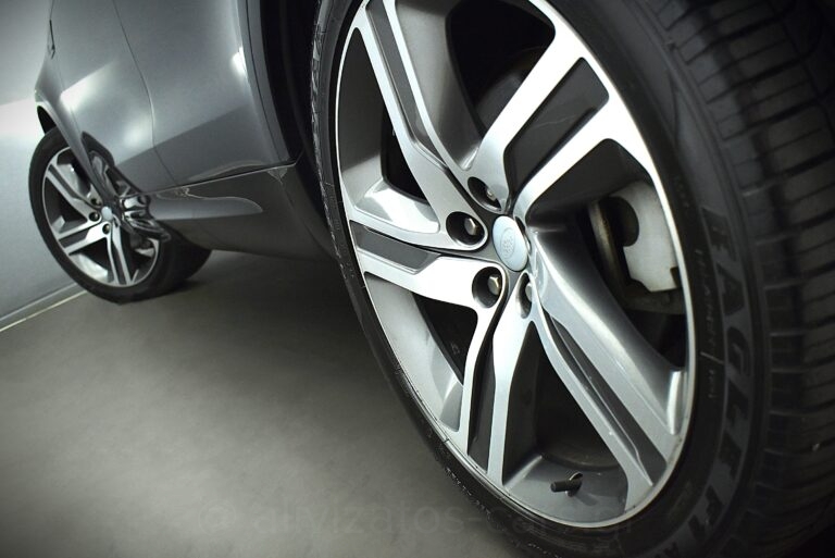 Land Rover Discovery - R Dynamic HSE 3.0 Mild Hybrid 7Seats Panorama R/22