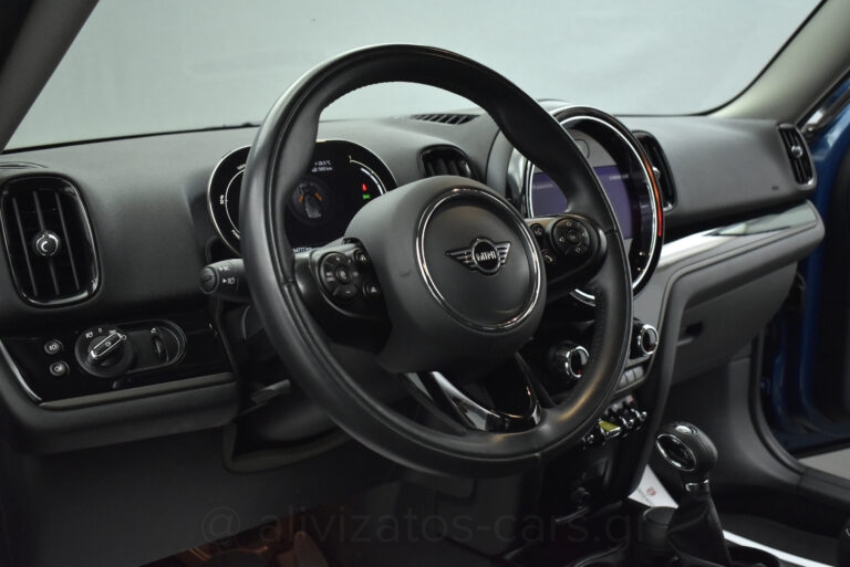 Mini Countryman - 1.5 COOPER SE ALL4 PLUG-IN NAVI