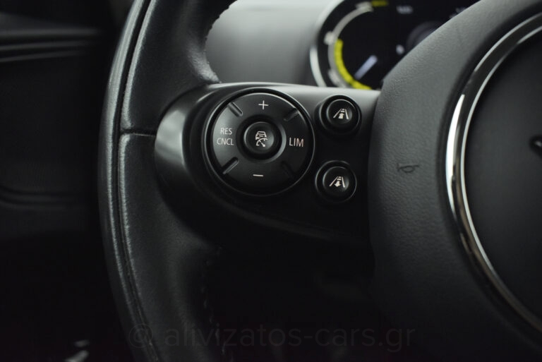 Mini Countryman - 1.5 COOPER SE ALL4 PLUG-IN NAVI