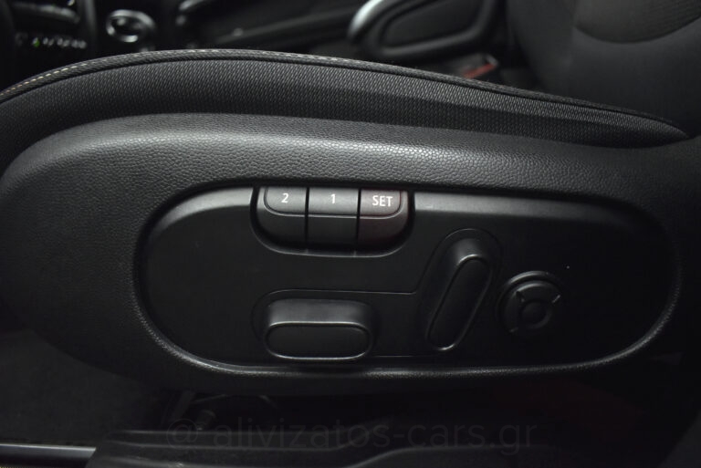 Mini Countryman - 1.5 COOPER SE ALL4 PLUG-IN NAVI