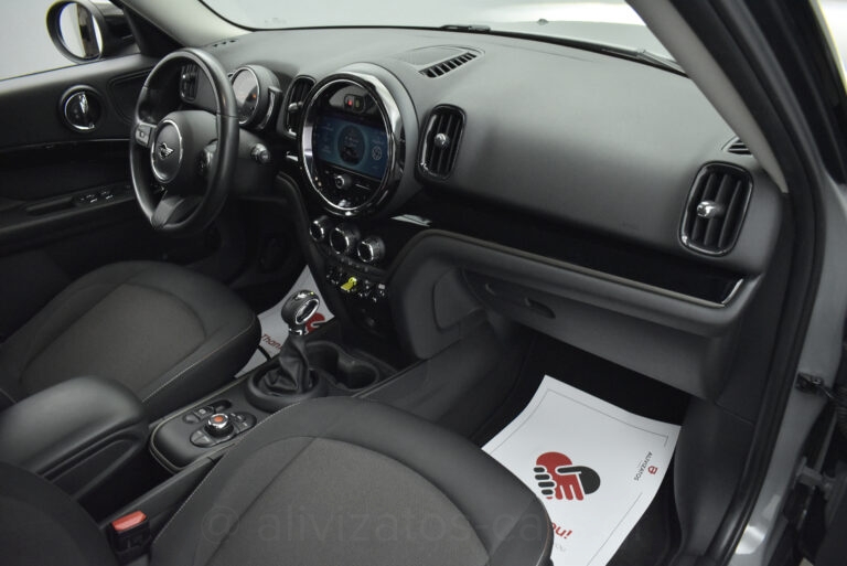Mini Countryman - 1.5 COOPER SE ALL4 PLUG-IN NAVI