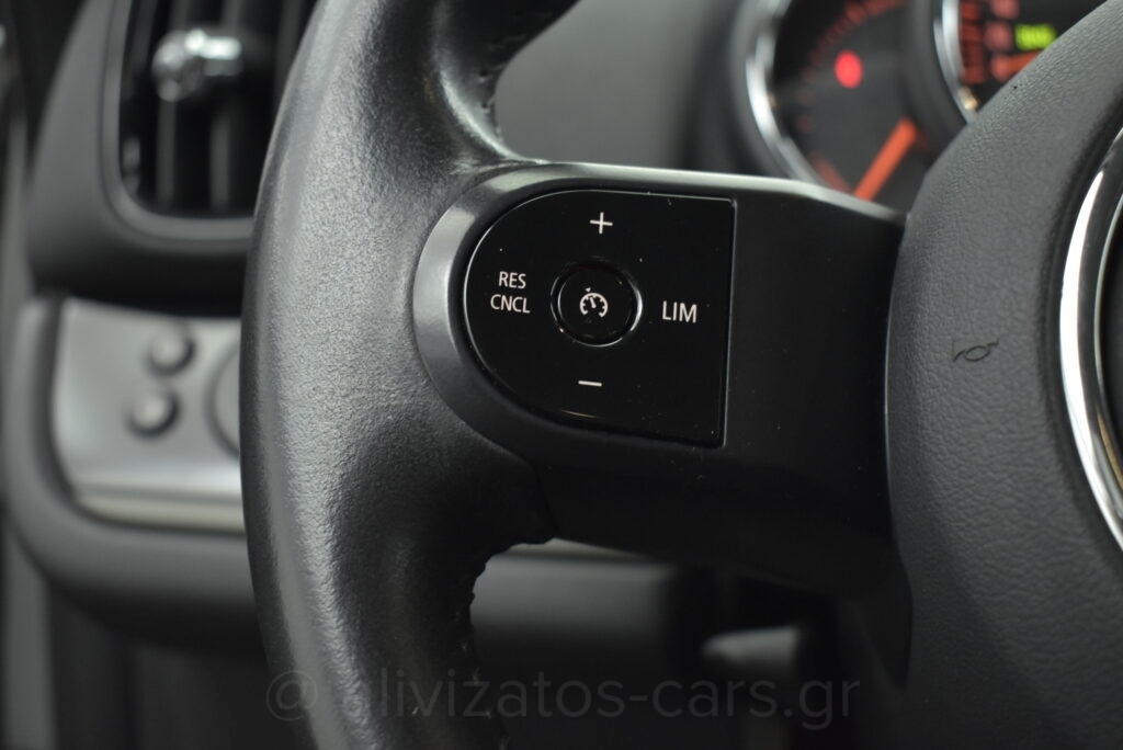 Mini Countryman - 1.5 COOPER SE ALL4 PLUG-IN NAVI