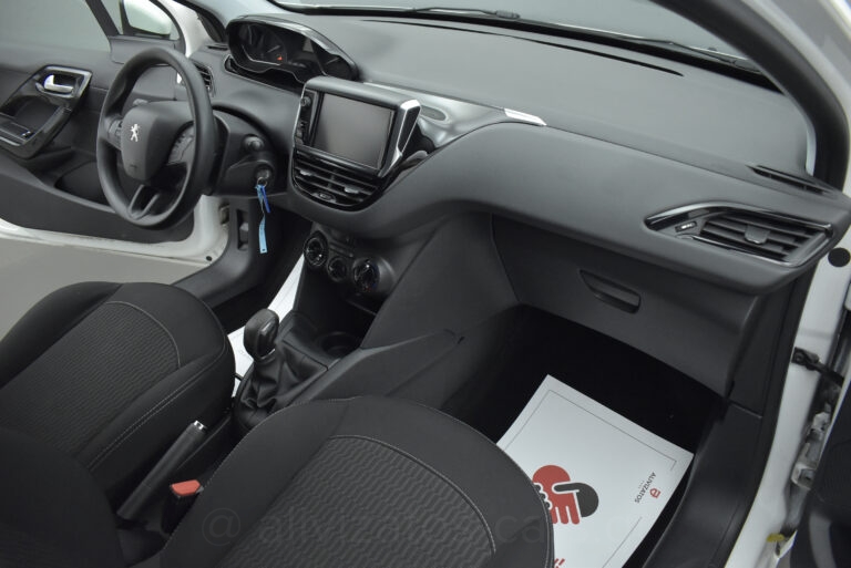 Peugeot 208 - 1.5 BlueHDi 100hp Business