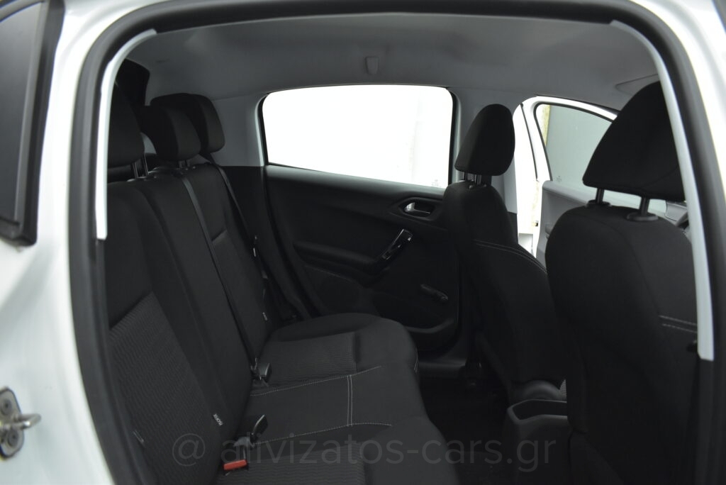 Peugeot 208 - 1.5 BlueHDi 100hp Business