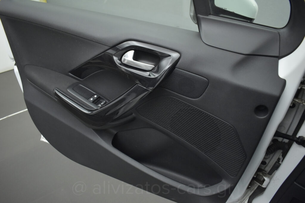 Peugeot 208 - 1.5 BlueHDi 100hp Business