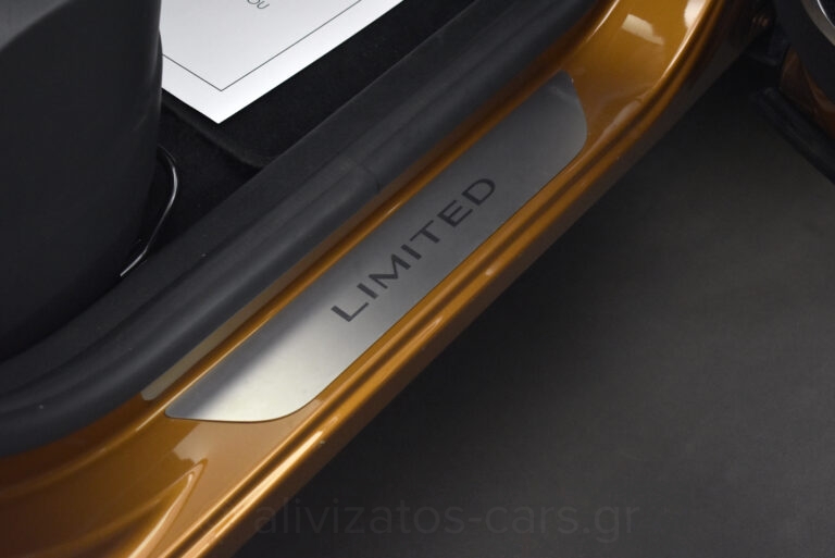 Renault Captur - 0.9 Tce Limited Dual Tone & Navi