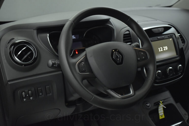 Renault Captur - 0.9 Tce Limited Dual Tone & Navi