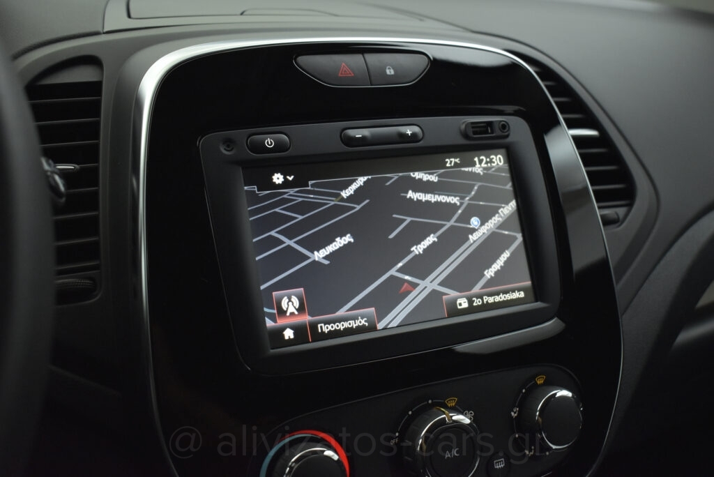 Renault Captur - 0.9 Tce Limited Dual Tone & Navi