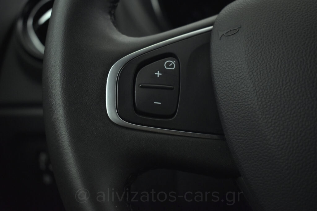 Renault Captur - 0.9 Tce Limited Dual Tone & Navi