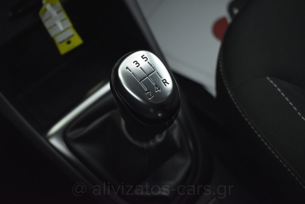 Renault Captur - 0.9 Tce Limited Dual Tone & Navi