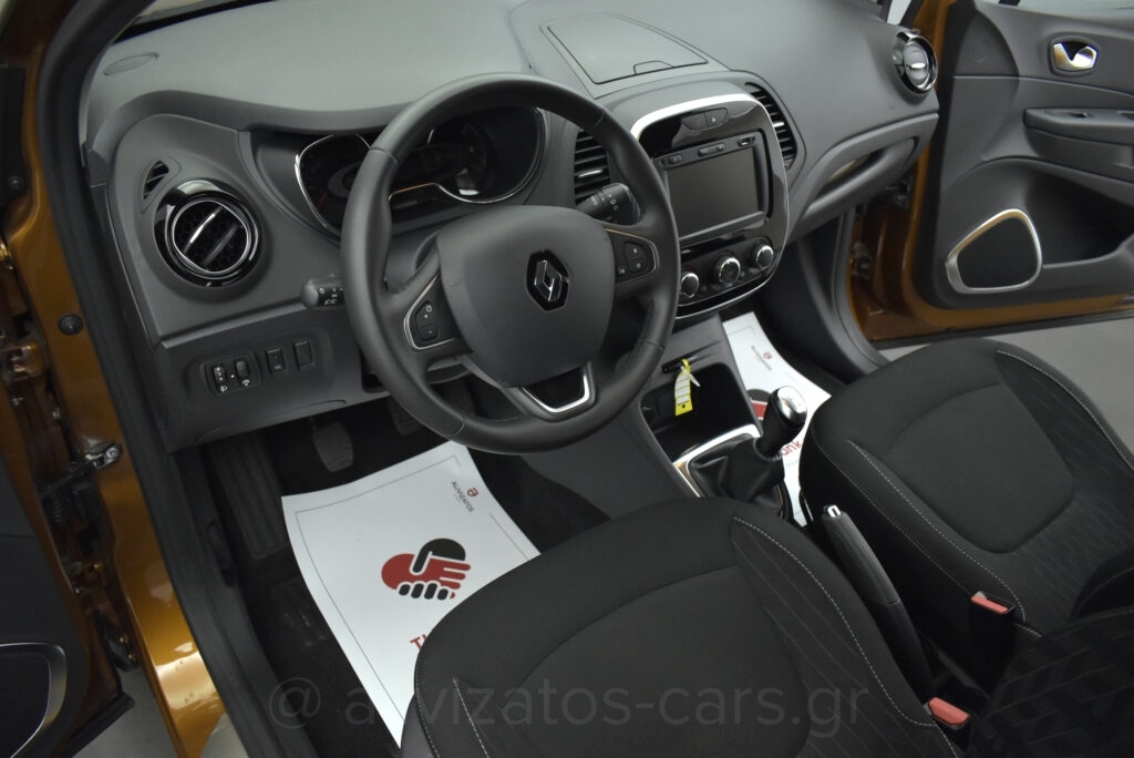 Renault Captur - 0.9 Tce Limited Dual Tone & Navi