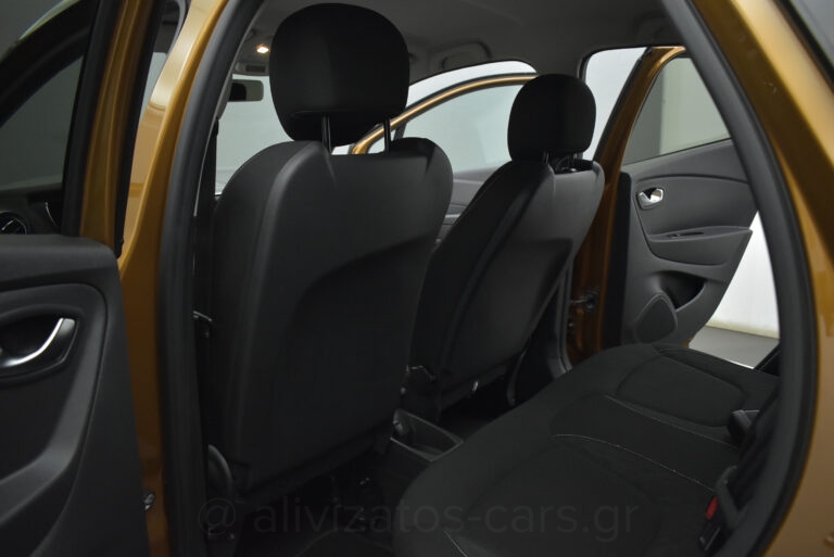 Renault Captur - 0.9 Tce Limited Dual Tone & Navi