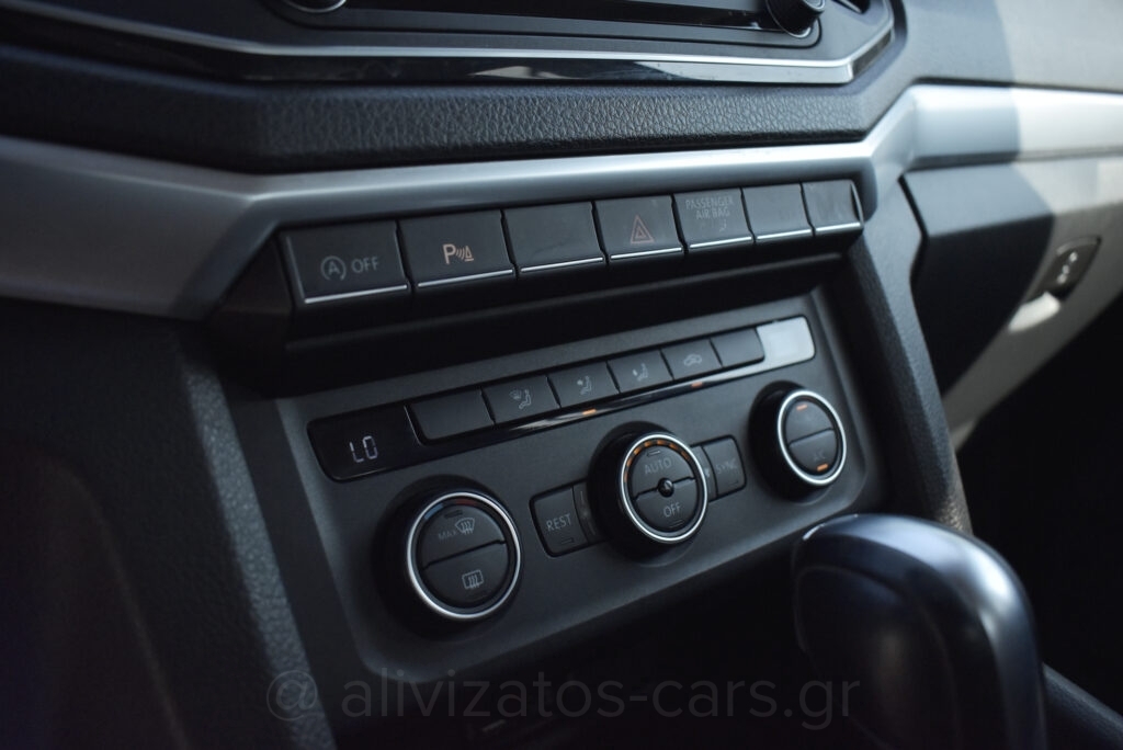 Volkswagen Amarok - 3.0TDI V6 AUTOMATIC 4MOTION 224hp NAVI FULL LED