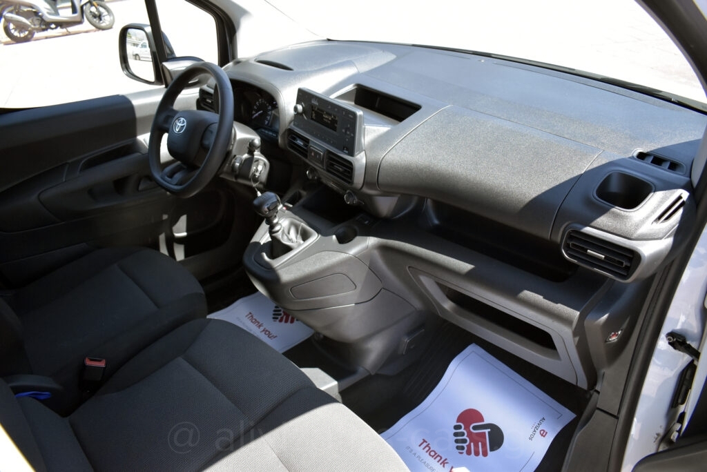 Toyota Proace City - 1.5 D L2 maxi 3Θέσιο