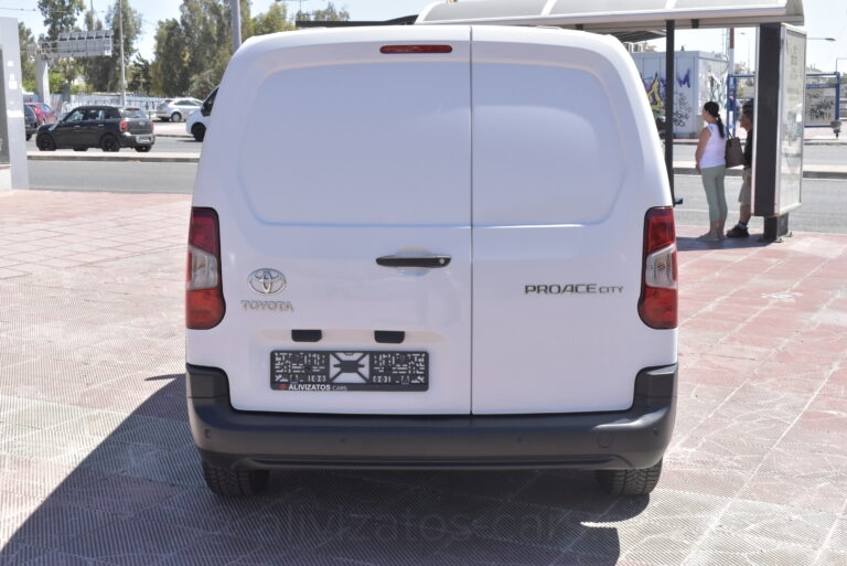 Toyota Proace City - 1.5 D L2 maxi 3Θέσιο