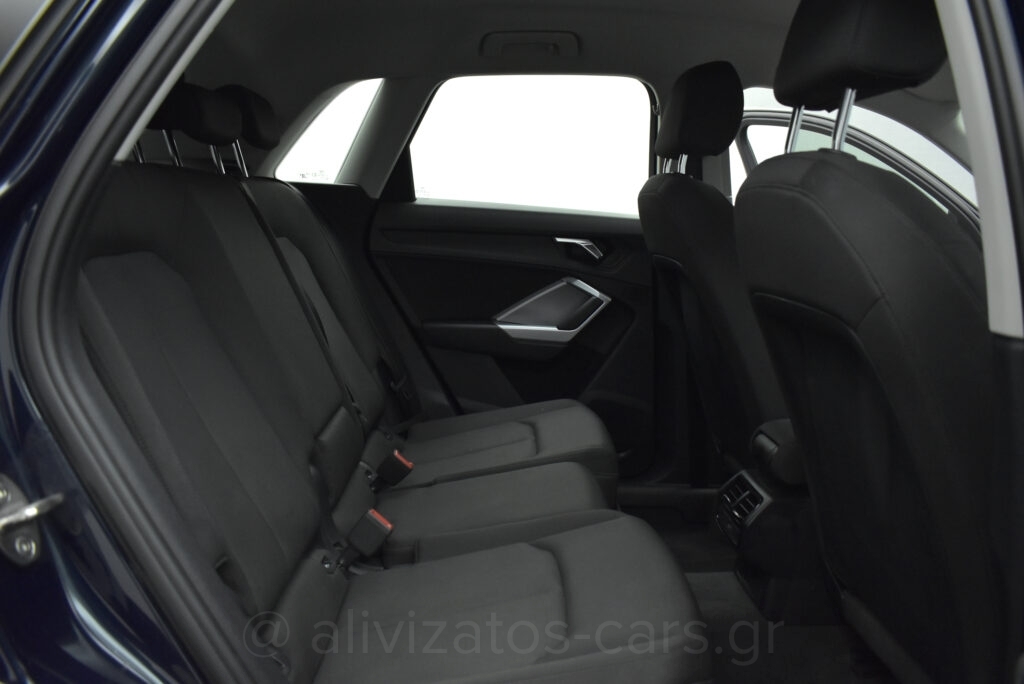 Audi Q3 - 2.0 35 Business TDI S tronic