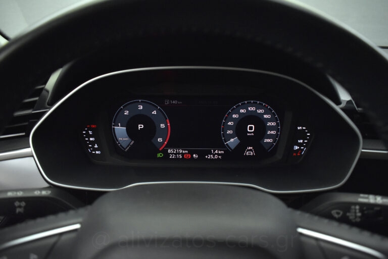 Audi Q3 - 2.0 35 Business TDI S tronic