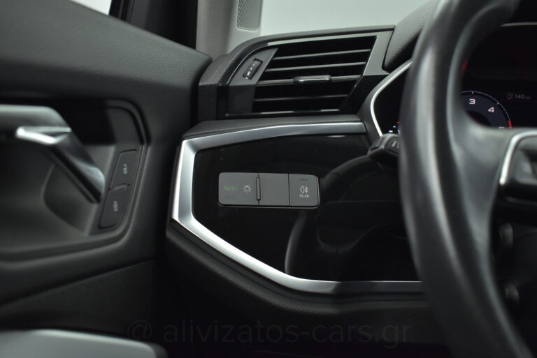 Audi Q3 - 2.0 35 Business TDI S tronic